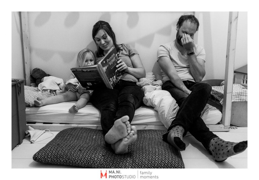 Fotografia di famiglia in Olanda, letture della buona notte